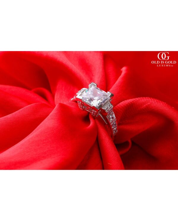 silverringwithcubiczirconiasolitaire-2